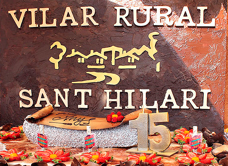 Pastís-15-anys-Vilar-Rural-de-Sant-Hilari